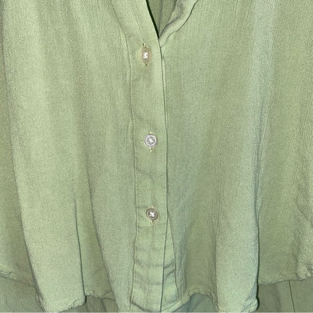 Loft Green Linen Blend High-Low Button Down - Picture 2 of 5